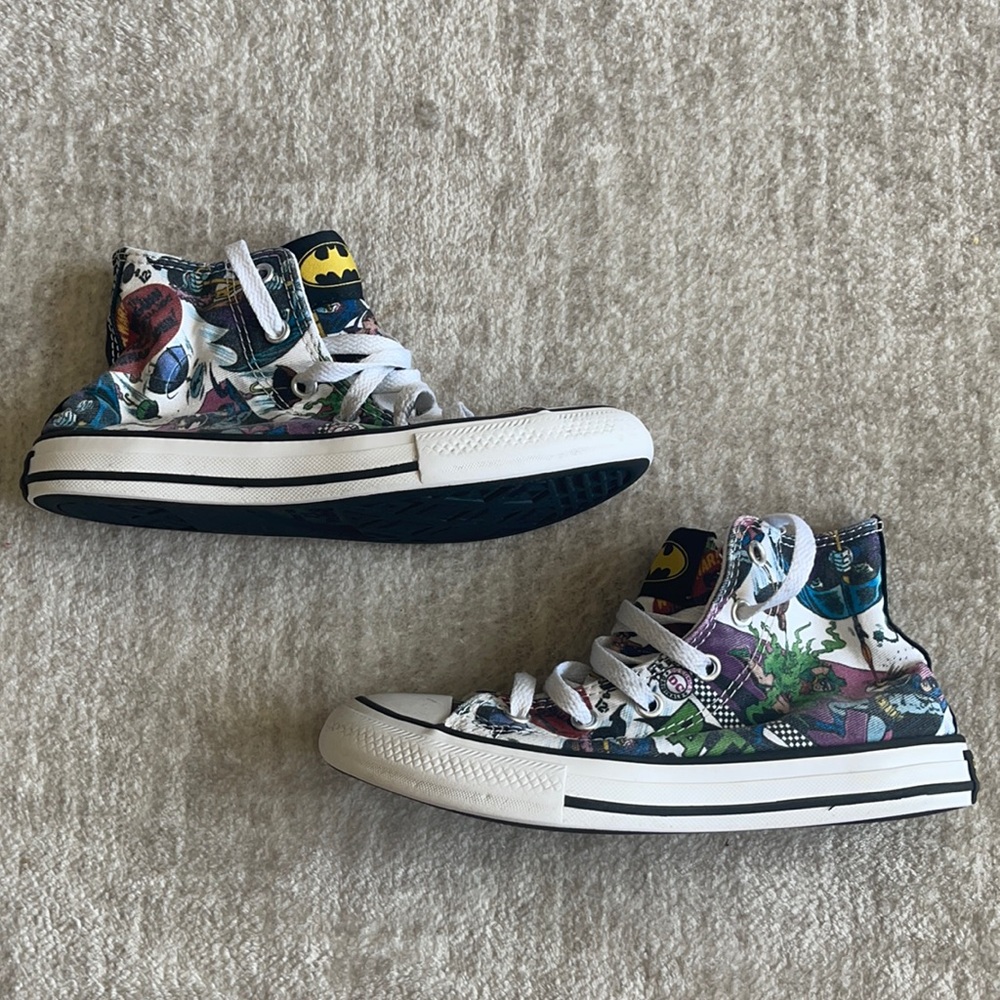 Kids size 1 Batman Converse shoes